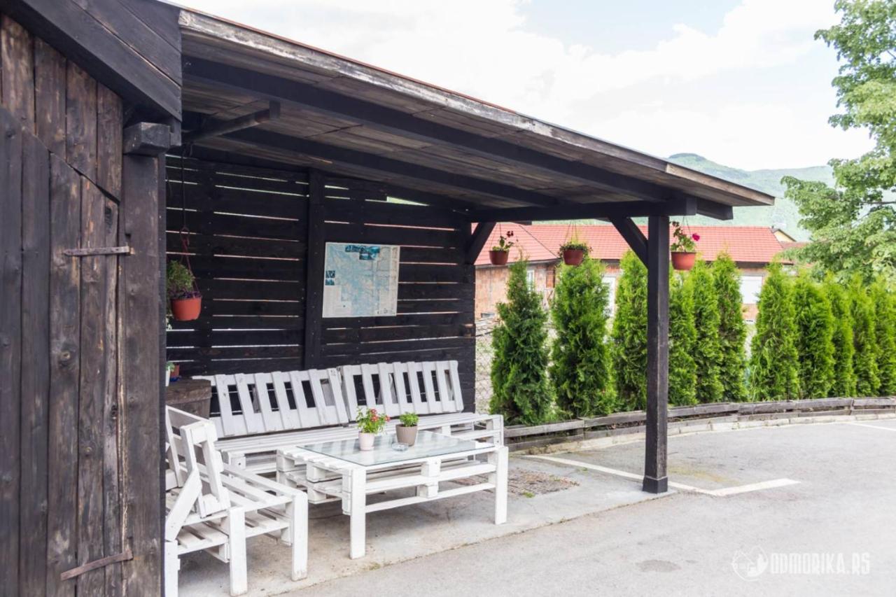 Apartmani Nina S Bajina Basta Kültér fotó